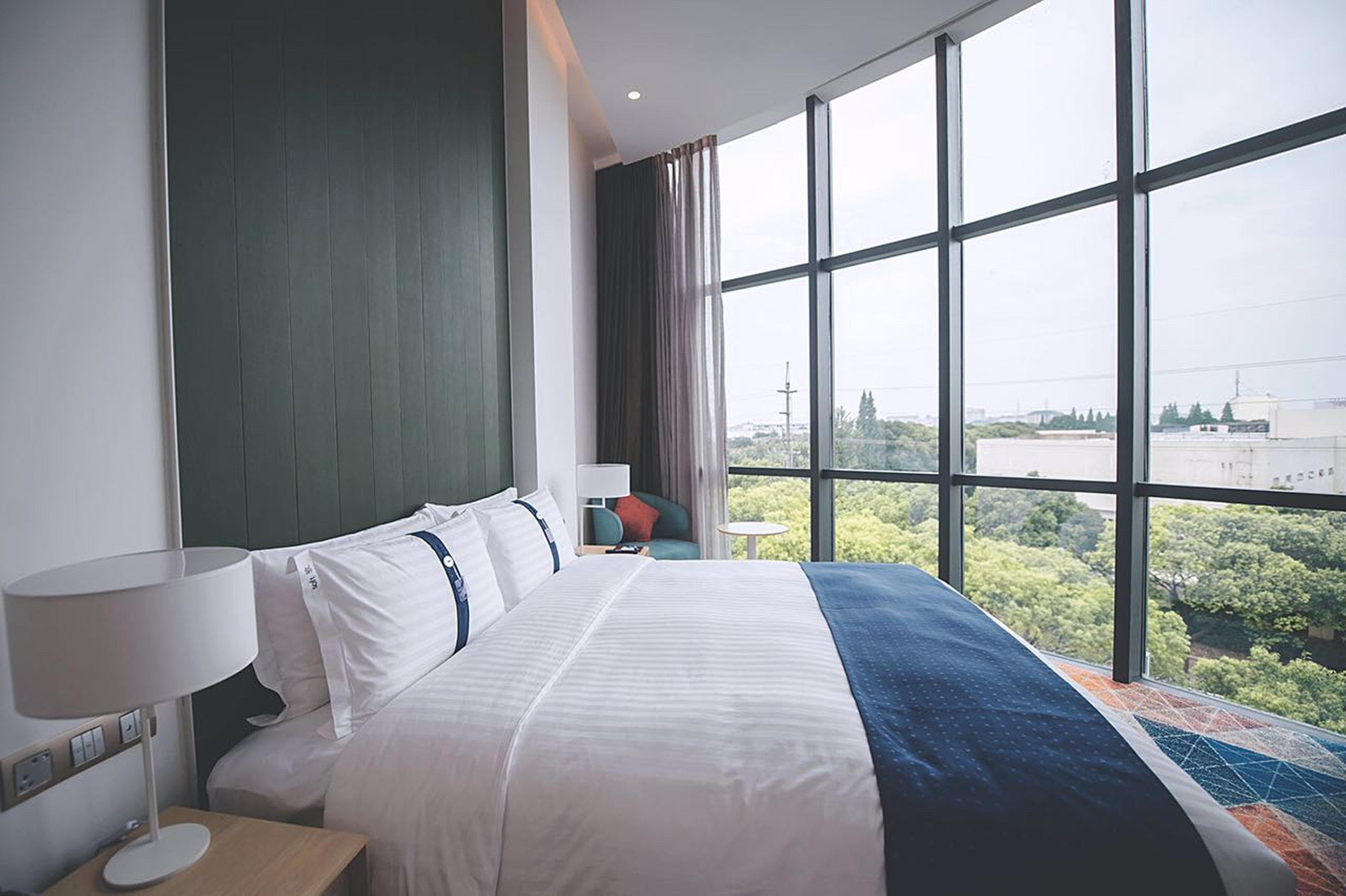 Holiday Inn Express Shanghai Songjiang Fangta By Ihg Extérieur photo